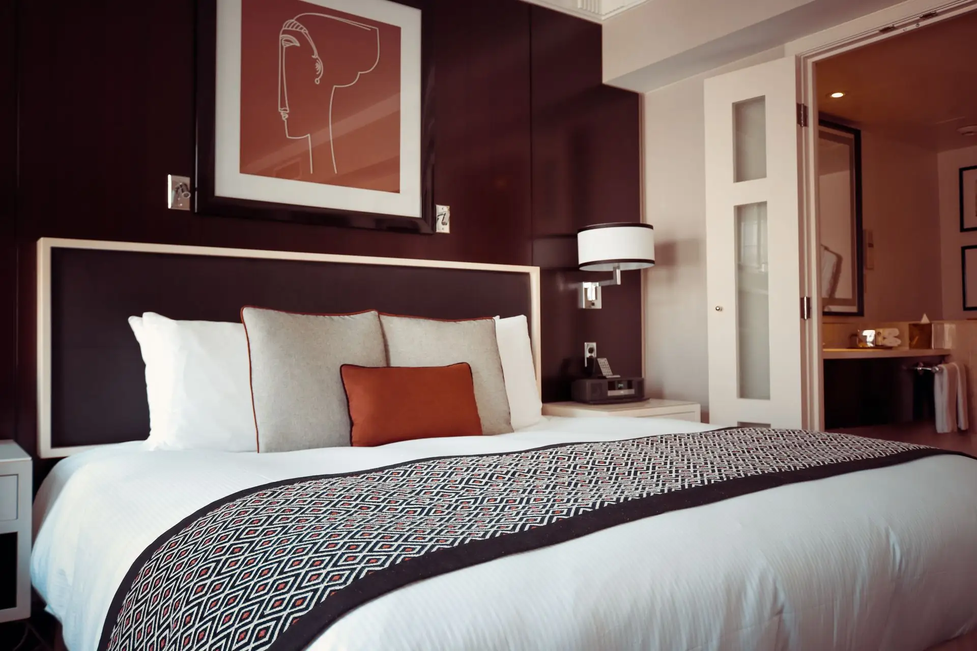 Hotel-grade white bedding